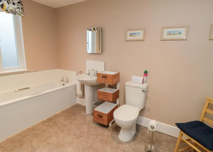 The Old Police House Semesterbostad *